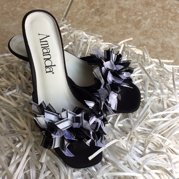 Amanda Slip in Heels with ribbon design - Picture 2 of 6
